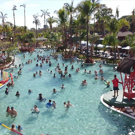 Celebration Resort Olimpia By Hot Beach Eksteriør bilde Splash Island